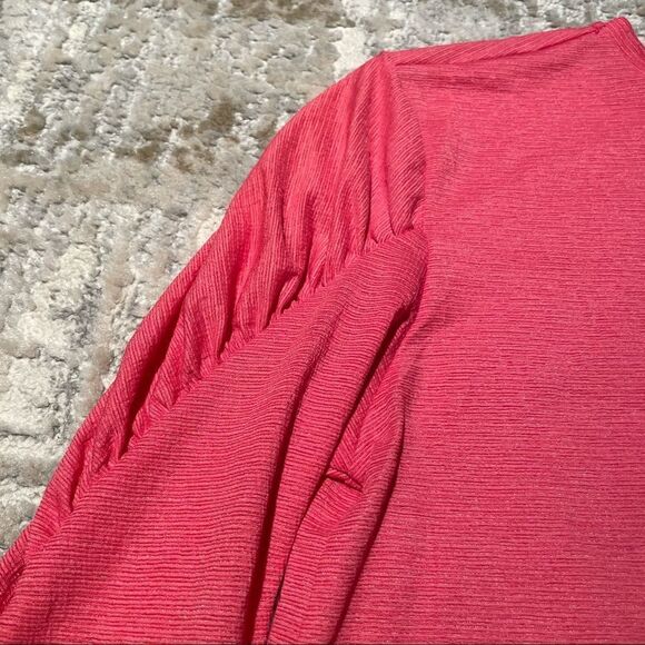 🚨 3 for $25 - ZARA Textured Puff Sleeve Top - Picture 4 of 6